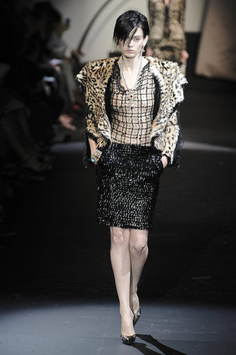 Giorgio Armani Brings Out Shine, Star Power for Fall 2009 Couture Giorgio Armani Brings Out Shine, Star Power for Fall 2009 Couture