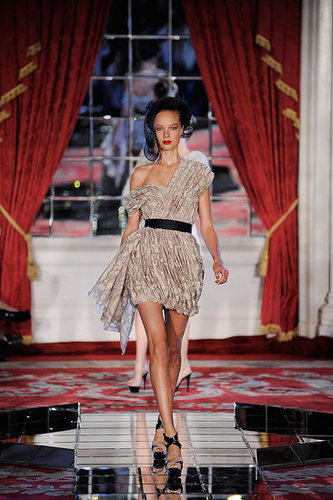 Jason Wu Expanding Full-Steam Ahead for Spring 2010; Cathy Horyn Unsure About All the Buzz Jason Wu Expanding Full-Steam Ahead for Spring 2010; Cathy Horyn Unsure About All the Buzz