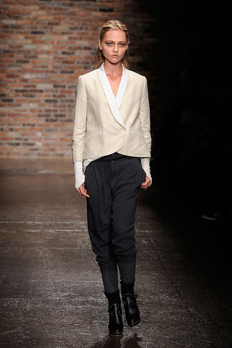 Rag & Bone Adds Sunglasses, Shoes, and Other Sundry Accessories to Their Cool Girl Basics for Spring 2010 Rag & Bone Adds Sunglasses, Shoes, and Other Sundry Accessories to Their Cool Girl Basics for Spring 2010