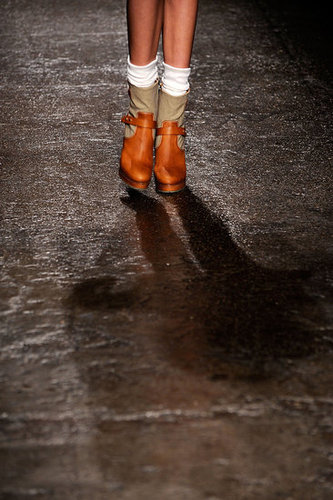 Rag & Bone Adds Sunglasses, Shoes, and Other Sundry Accessories to Their Cool Girl Basics for Spring 2010 Rag & Bone Adds Sunglasses, Shoes, and Other Sundry Accessories to Their Cool Girl Basics for Spring 2010