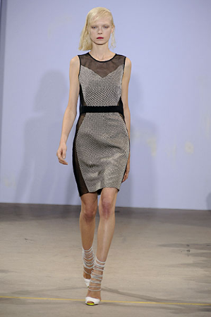 A Softer Side of Jonathan Saunders for Spring 2010 A Softer Side of Jonathan Saunders for Spring 2010