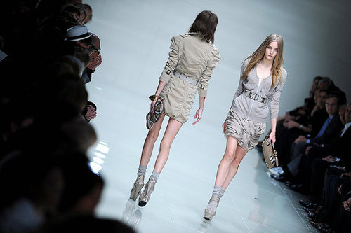 Burberry Returns to Home Turf for Spring 2010 Burberry Returns to Home Turf for Spring 2010