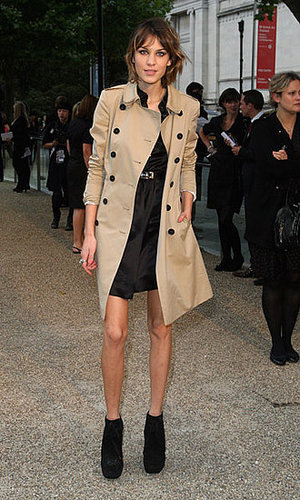 Burberry Returns to Home Turf for Spring 2010 Burberry Returns to Home Turf for Spring 2010