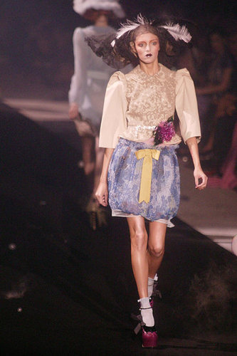 John Galliano Harks Back to Fading Film Stars for Spring 2010 John Galliano Harks Back to Fading Film Stars for Spring 2010