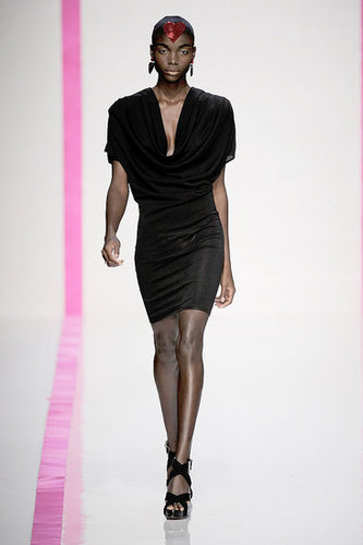 Lindsay Lohan and Estrella Archs's First Emanuel Ungaro Collection for Spring 2010: The Reviews Are In (And Not Pretty) Lindsay Lohan and Estrella Archs's First Emanuel Ungaro Collection for Spring 2010: The Reviews Are In (And Not Pretty)
