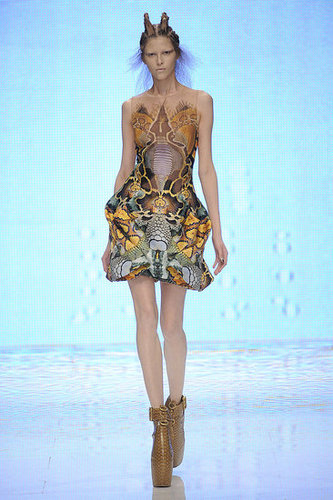 Alexander McQueen Shows Holographic Alien Beauties for Spring 2010 Alexander McQueen Shows Holographic Alien Beauties for Spring 2010