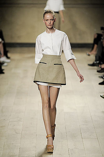 Pheobe Philo's First Celine Runway Collection for Spring 2010: The Reviews Are In Pheobe Philo's First Celine Runway Collection for Spring 2010: The Reviews Are In