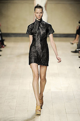 Pheobe Philo's First Celine Runway Collection for Spring 2010: The Reviews Are In Pheobe Philo's First Celine Runway Collection for Spring 2010: The Reviews Are In