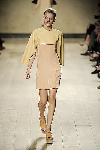Pheobe Philo's First Celine Runway Collection for Spring 2010: The Reviews Are In Pheobe Philo's First Celine Runway Collection for Spring 2010: The Reviews Are In