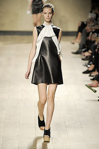 Pheobe Philo's First Celine Runway Collection for Spring 2010: The Reviews Are In Pheobe Philo's First Celine Runway Collection for Spring 2010: The Reviews Are In