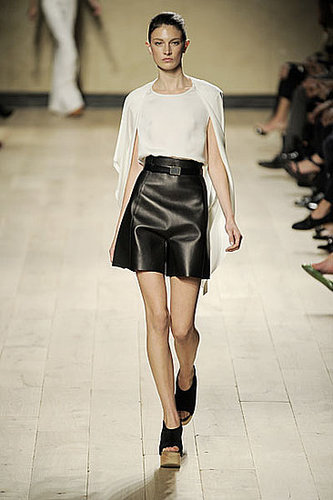 Pheobe Philo's First Celine Runway Collection for Spring 2010: The Reviews Are In Pheobe Philo's First Celine Runway Collection for Spring 2010: The Reviews Are In