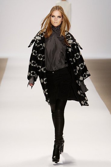 New York Fashion Week: Yigal Azrouel Fall 2009
