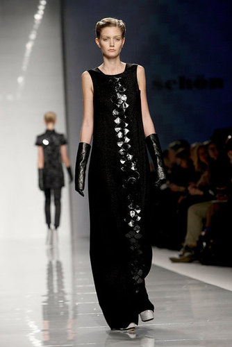 Milan Fashion Week: Mila Schon Fall 2009 Milan Fashion Week: Mila Schon Fall 2009