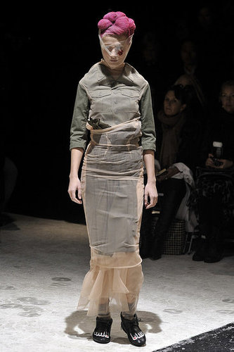 Paris Fashion Week: Comme des Garcons Fall 2009 Paris Fashion Week: Comme des Garcons Fall 2009