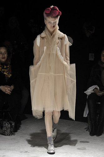 Paris Fashion Week: Comme des Garcons Fall 2009 Paris Fashion Week: Comme des Garcons Fall 2009