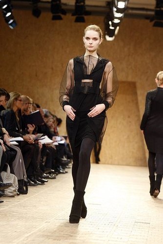 Paris Fashion Week: Akris Fall 2009 Paris Fashion Week: Akris Fall 2009