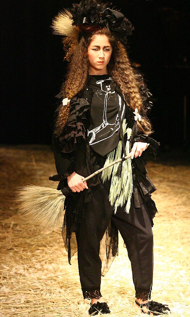 Japan Fashion Week: Fur Fur Fall 2009 Japan Fashion Week: Fur Fur Fall 2009