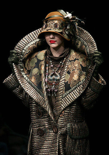 Russia Fashion Week: Slava Zaitsev Fall 2009 Russia Fashion Week: Slava Zaitsev Fall 2009