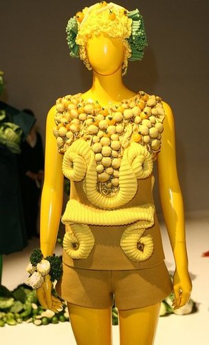 Japan Fashion Week: Ritsuko Shirahama Fall 2009