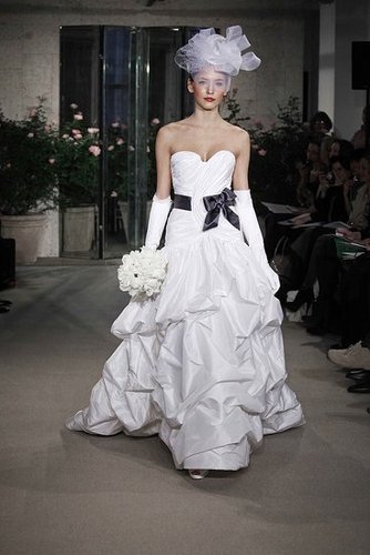 New York Bridal Market: Oscar de la Renta Spring 2010 New York Bridal Market: Oscar de la Renta Spring 2010