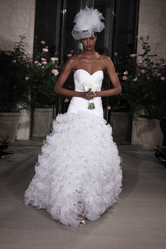 New York Bridal Market: Oscar de la Renta Spring 2010 New York Bridal Market: Oscar de la Renta Spring 2010