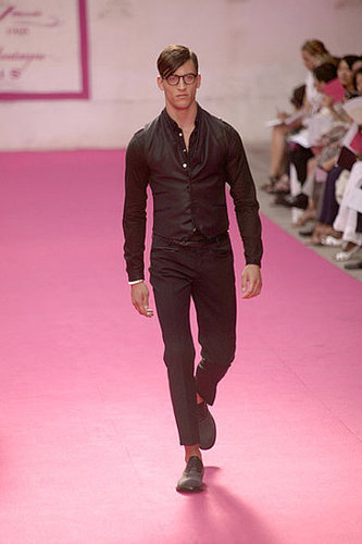 Paris: Emanuel Ungaro Men's Spring 2010 Paris: Emanuel Ungaro Men's Spring 2010