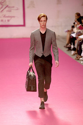 Paris: Emanuel Ungaro Men's Spring 2010 Paris: Emanuel Ungaro Men's Spring 2010