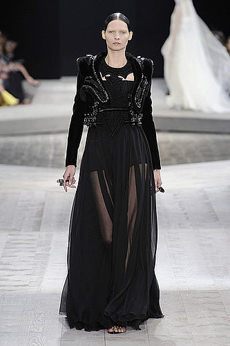Givenchy Fall 2009 Couture
Givenchy Fall 2009 Couture