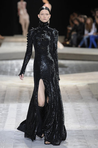 Givenchy Fall 2009 Haute Couture Givenchy Fall 2009 Haute Couture