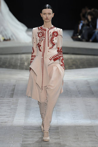 Givenchy Fall 2009 Haute Couture Givenchy Fall 2009 Haute Couture