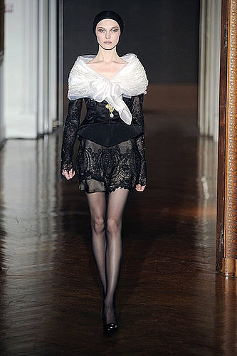 Christian Lacroix Fall 2009 Couture
Christian Lacroix Fall 2009 Couture
