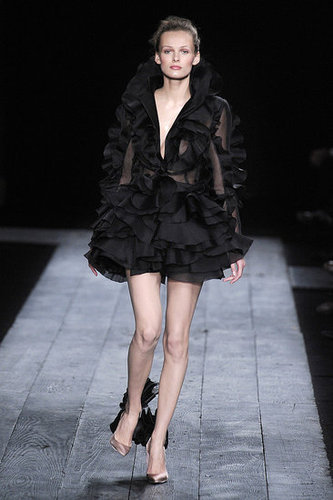 Valentino Fall 2009 Haute Couture Valentino Fall 2009 Haute Couture