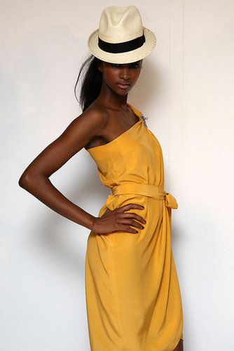 New York Fashion Week: Monique Lhuillier Spring 2010 New York Fashion Week: Monique Lhuillier Spring 2010