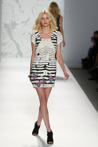 New York Fashion Week: Twinkle by Wenlan Spring 2010 New York Fashion Week: Twinkle by Wenlan Spring 2010