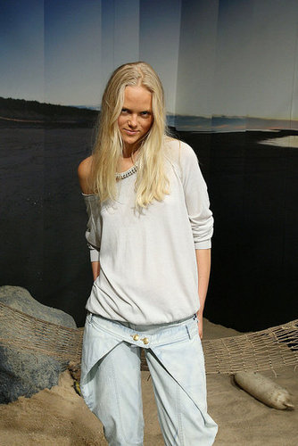 New York Fashion Week: Band of Outsiders/Boy Spring 2010 New York Fashion Week: Band of Outsiders/Boy Spring 2010