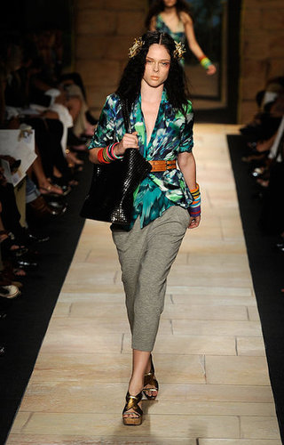 New York Fashion Week: Diane Von Furstenberg Spring 2010 New York Fashion Week: Diane Von Furstenberg Spring 2010