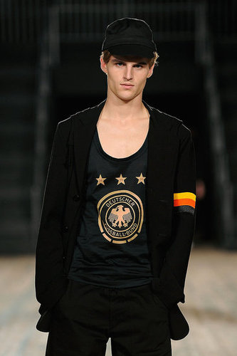 New York Fashion Week: Y-3 Spring 2010 New York Fashion Week: Y-3 Spring 2010