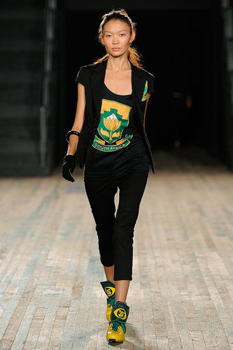 New York Fashion Week: Y-3 Spring 2010 New York Fashion Week: Y-3 Spring 2010