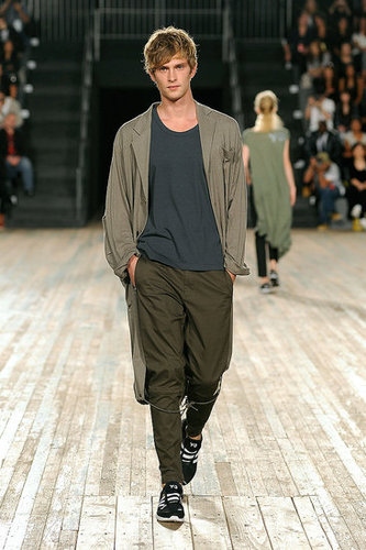 New York Fashion Week: Y-3 Spring 2010 New York Fashion Week: Y-3 Spring 2010
