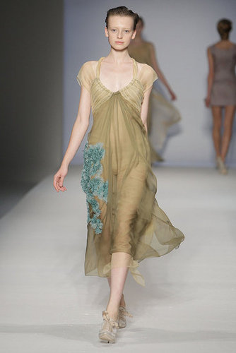 Milan Fashion Week: Alberta Ferretti Spring 2010 Milan Fashion Week: Alberta Ferretti Spring 2010