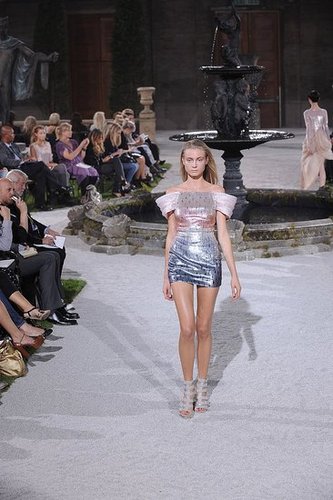 London Fashion Week: Julien Macdonald Spring 2010 London Fashion Week: Julien Macdonald Spring 2010