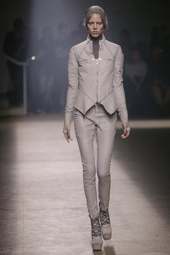 Paris Fashion Week: Gareth Pugh Spring 2010 Paris Fashion Week: Gareth Pugh Spring 2010