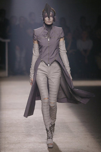 Paris Fashion Week: Gareth Pugh Spring 2010 Paris Fashion Week: Gareth Pugh Spring 2010
