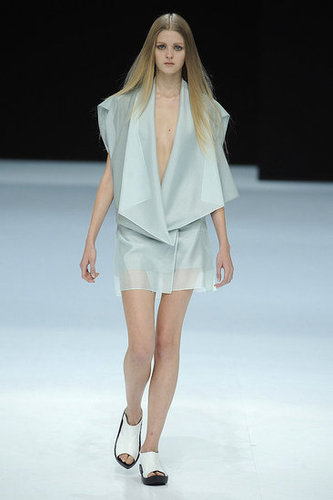 Paris Fashion Week: Issey Miyake Spring 2010 Paris Fashion Week: Issey Miyake Spring 2010