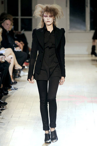 Paris Fashion Week: Yohji Yamamoto Spring 2010 Paris Fashion Week: Yohji Yamamoto Spring 2010