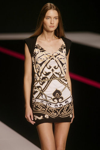 Paris Fashion Week: Leonard Spring 2010 Paris Fashion Week: Leonard Spring 2010