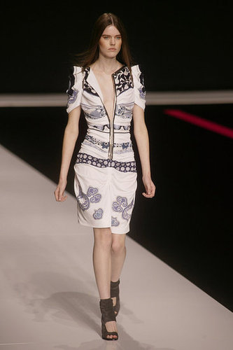 Paris Fashion Week: Leonard Spring 2010 Paris Fashion Week: Leonard Spring 2010