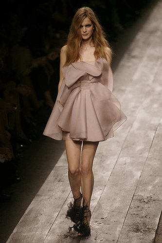 Paris Fashion Week: Valentino Spring 2010 Paris Fashion Week: Valentino Spring 2010