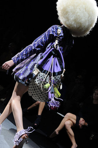 Paris Fashion Week: Louis Vuitton Spring 2010 Paris Fashion Week: Louis Vuitton Spring 2010