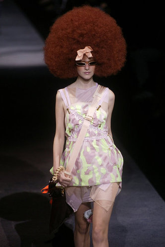 Paris Fashion Week: Louis Vuitton Spring 2010 Paris Fashion Week: Louis Vuitton Spring 2010